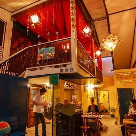 Chezmoi Handicraft And Homestay Чианг Рай Екстериор снимка