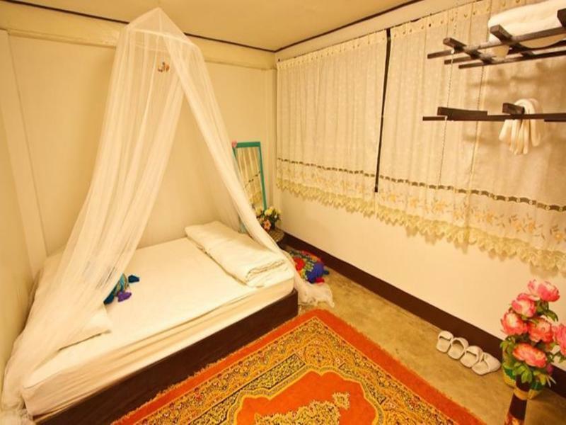 Chezmoi Handicraft And Homestay Чианг Рай Екстериор снимка