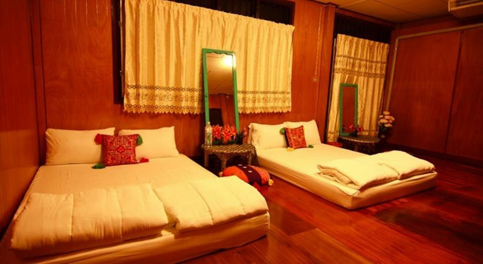 Chezmoi Handicraft And Homestay Чианг Рай Екстериор снимка